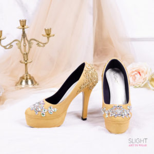 Sepatu Platform Brukat Gloria Gold