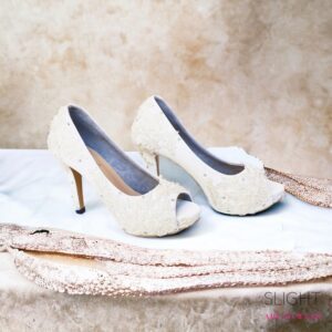 Sepatu High Heels Peeptoe Customized Brokat Payet Putih